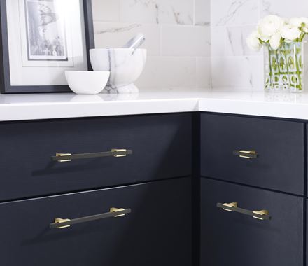 Amerock BP67BGLMB Kitchen Cabinet Door or Drawer Knob Brushed Gold/Matte Black 2-3/4 inch (70 mm) Length Urbanite 1 Pack Furniture Hardware Bathroom Cabinet Hardware