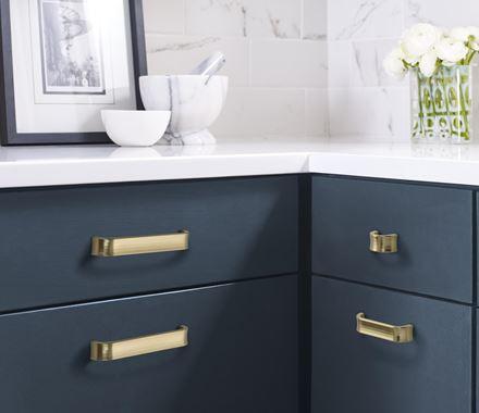 Amerock Cabinet Finger Pull Golden Champagne 1-1/4 inch (32 mm) Center to Center Concentric 1 Pack Drawer Pull Drawer Handle Cabinet Hardware