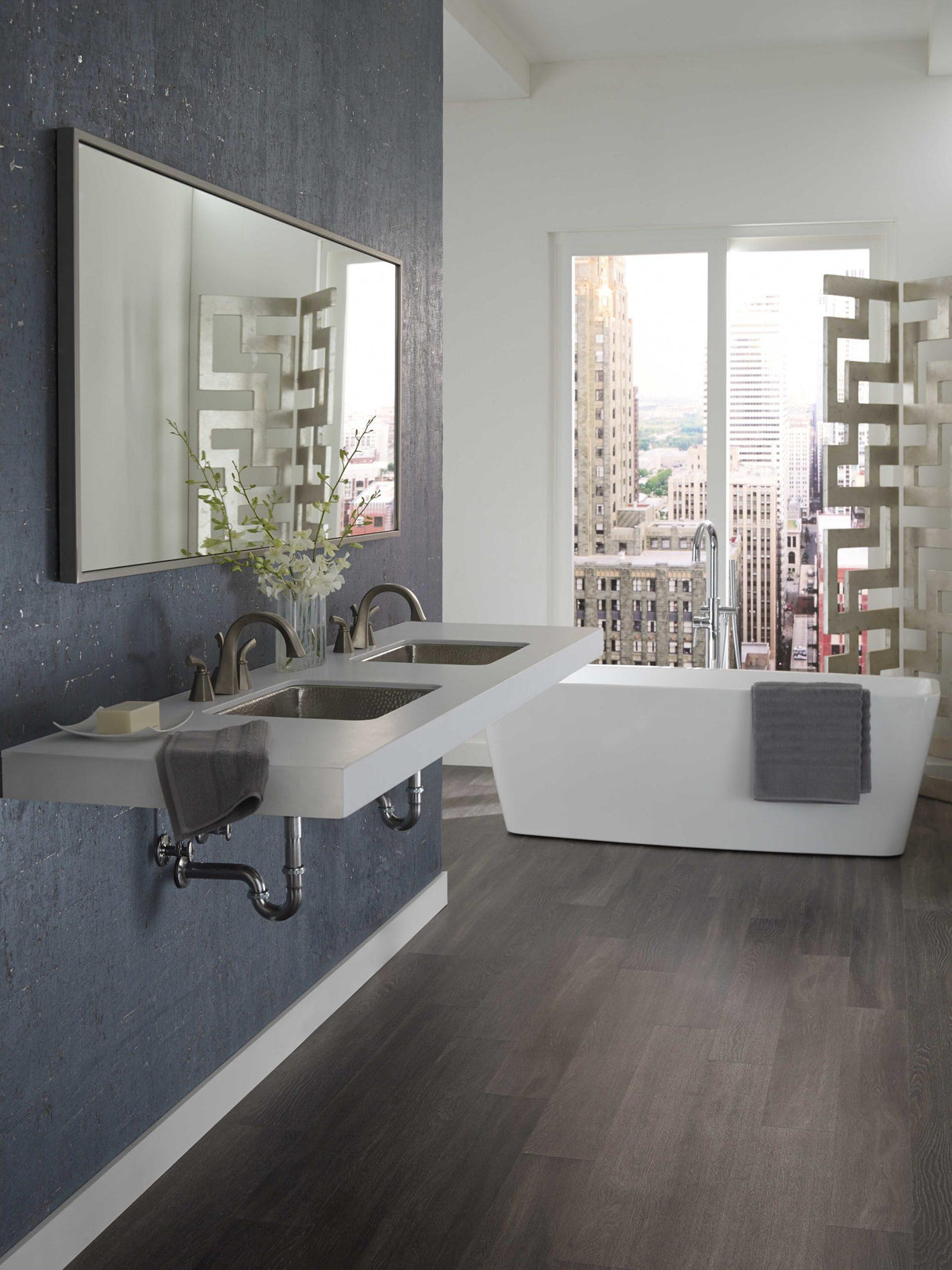 Thompson Traders Hammered Nickel Starr Bath Sink Taxco BRU-2115BRN Nickel
(Hammered)