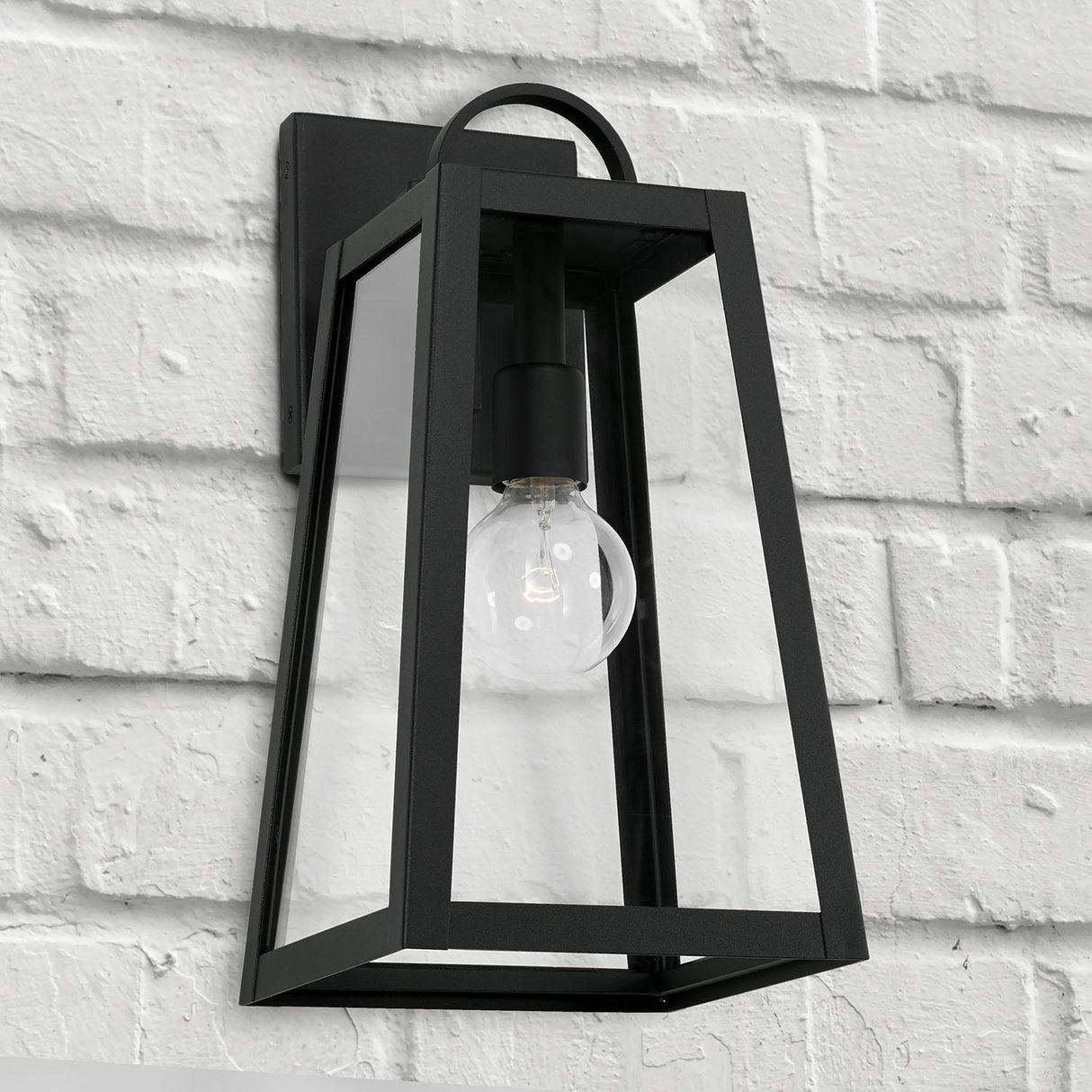 Capital Lighting 943711BK Leighton 1 Light Outdoor Wall Lantern Black