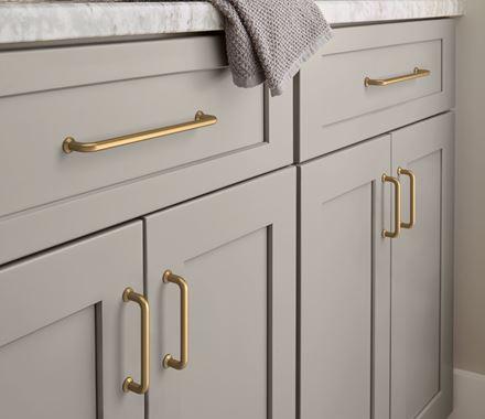 Amerock Cabinet Pull Champagne Bronze 3-3/4 inch (96 mm) Center-to-Center Factor 1 Pack Drawer Pull Cabinet Handle Cabinet Hardware