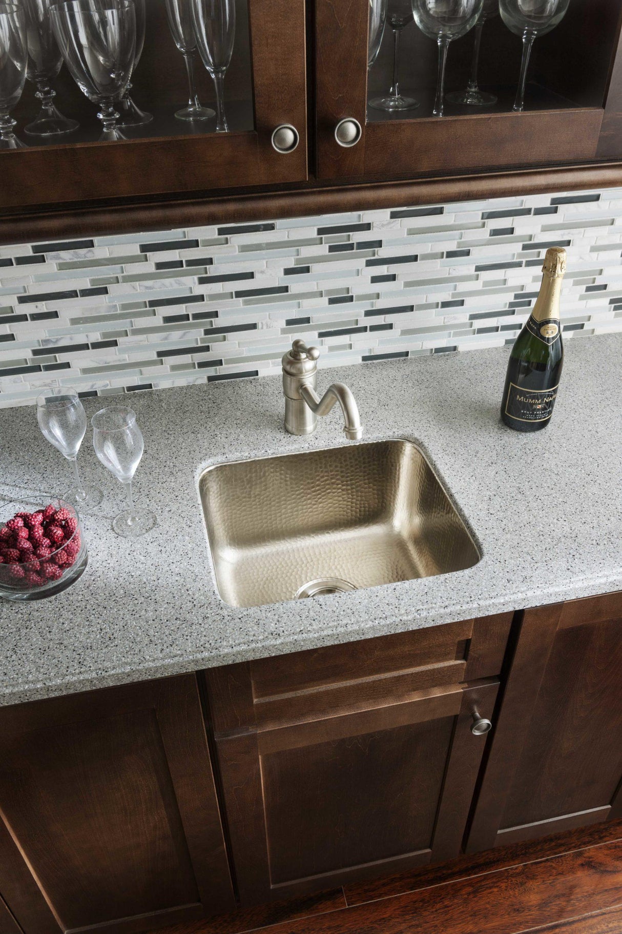 Thompson Traders Hammered Nickel Como Bar/prep Sink Rivera KPU-1715BRN Nickel
(Hammered)