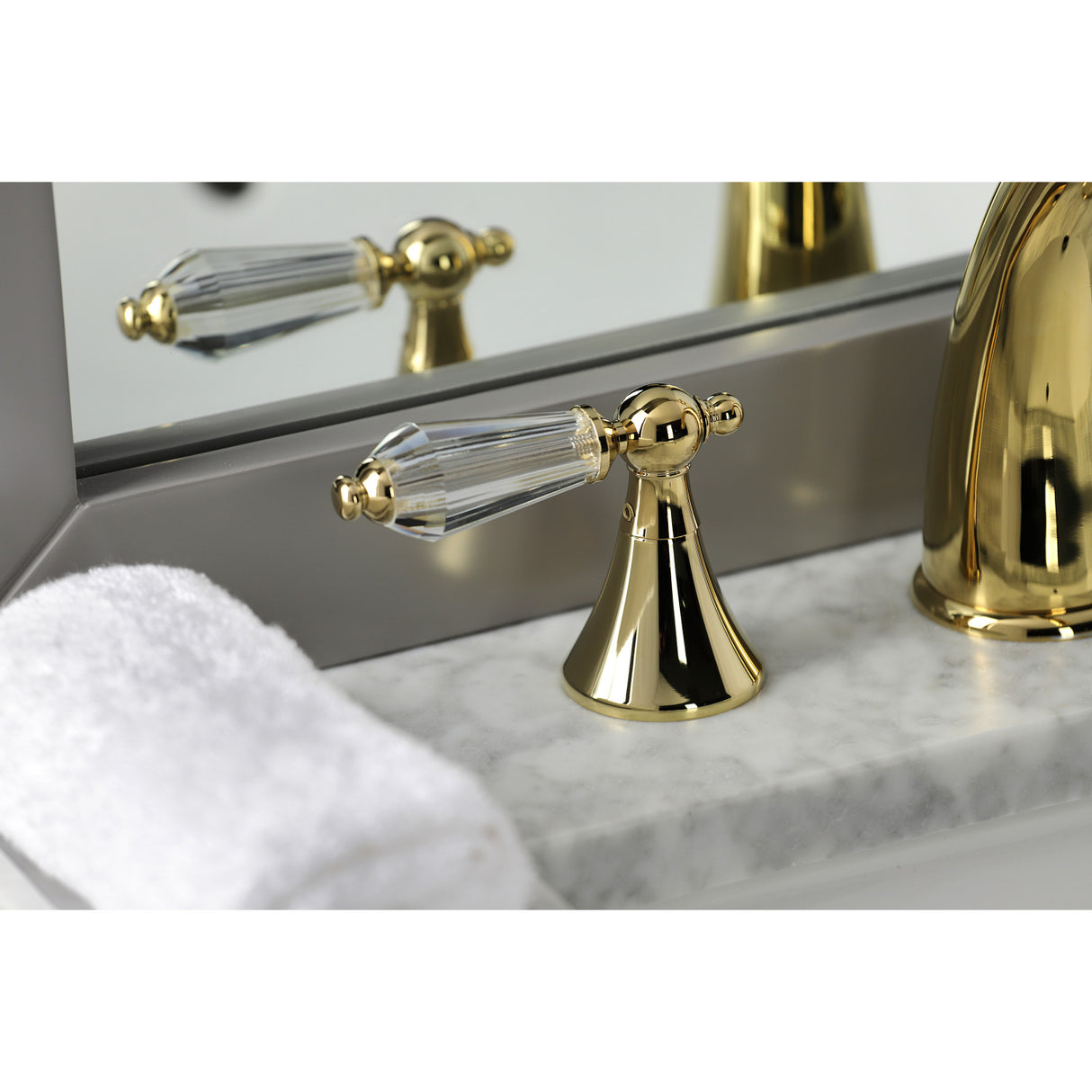 Aqua Eden KS2972WLL 8 in. Widespread Bathroom Faucet, Polished Brass