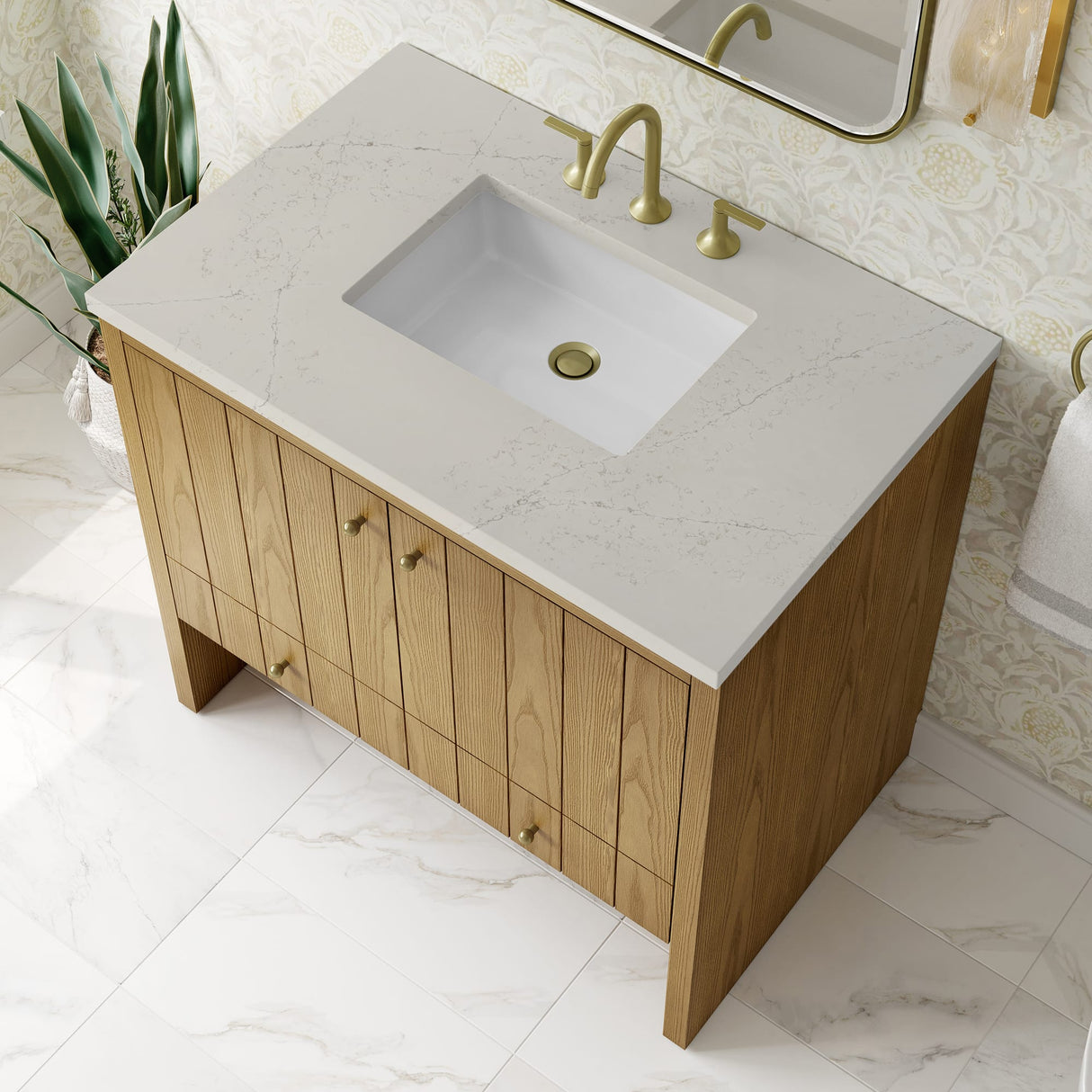 Hudson 36" Single Vanity, Light Natural Oak, w/ 3 CM Siberian Silestone Top