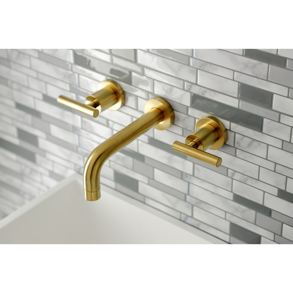 Kingston Brass KS8127CML Manhattan 2-Handle 8 in. Wall Mount Bathroom Faucet, Brushed Brass