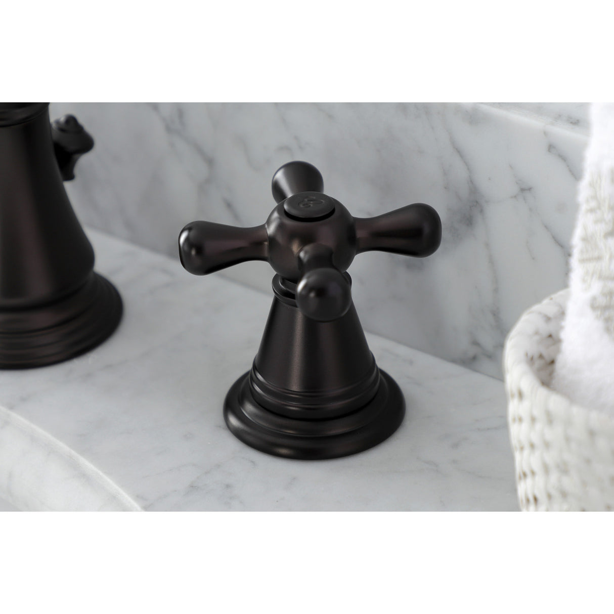 Fauceture FSC1975AAX American Classic 8 in. Widespread Bathroom Faucet, Oil Rubbed Bronze