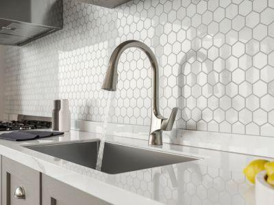 Pfister Stainless Steel 1-handle Pull-down Kitchen Faucet GT529-NRS