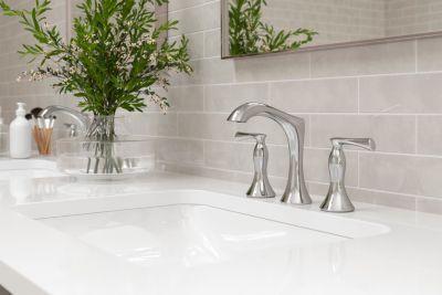 Pfister Polished Chrome 2-handle 8" Widespread Bathroom Faucet LG49-RH3C