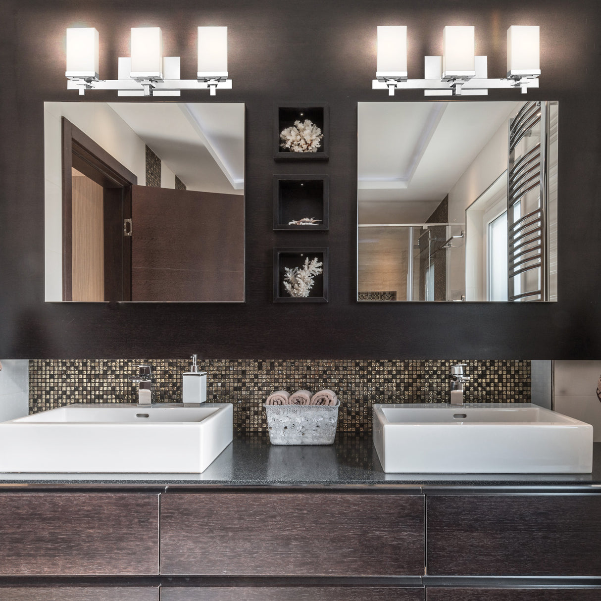 Maddox 3 Light Bath Vanity in Chrome