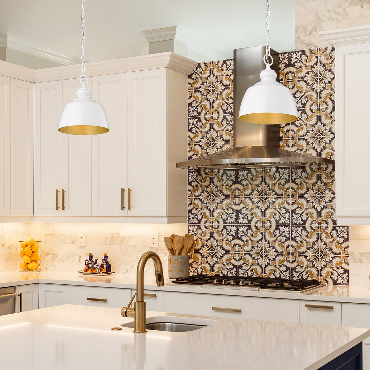 Holmes WHT Mini Pendant in Matte White