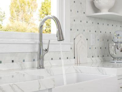 Pfister Polished Chrome 1-handle Pull-down Kitchen Faucet LG529-HGC