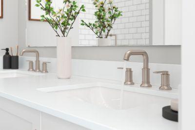 Pfister Brushed Nickel 2-handle 8" Widespread Bathroom Faucet LG49-COL0K
