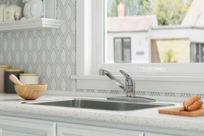 Pfirst Series 1-Handle Kitchen Faucet in Polished Chrome