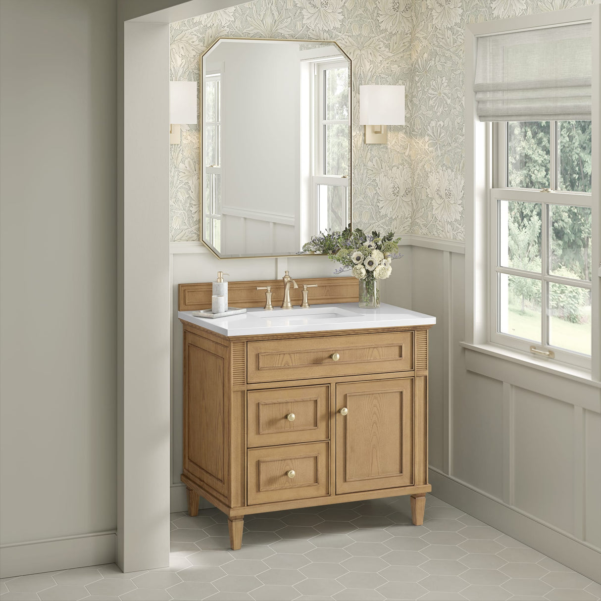 Lorelai 36" Single Vanity, Light Natural Oak w/ 3 CM White Zeus Silestone Top