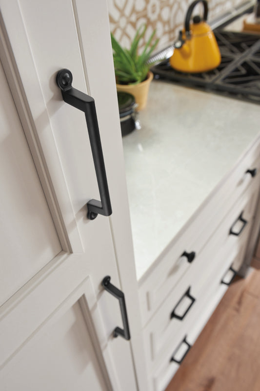 Atlas Homewares Bradbury Pull 5 1/16 Inch (c-c) Matte Black