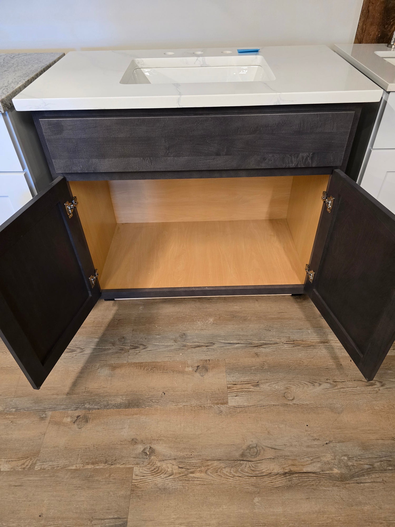 36" Wolf Grey Vanity Set with Pental Quartz Top