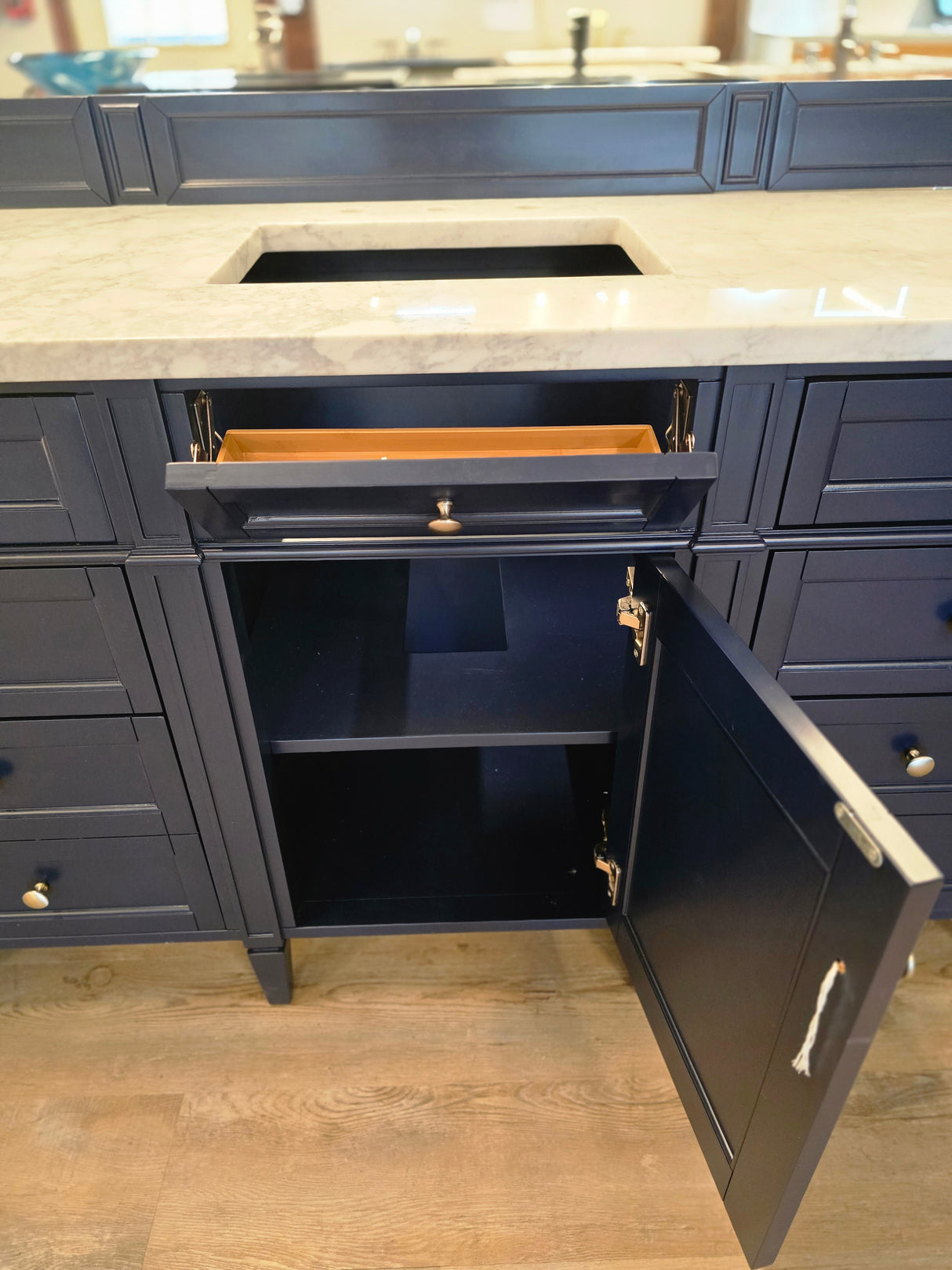 James Martin Vanities Brittany 60" Single Basin Vanity Cabinet w/3CM Top & Mirror