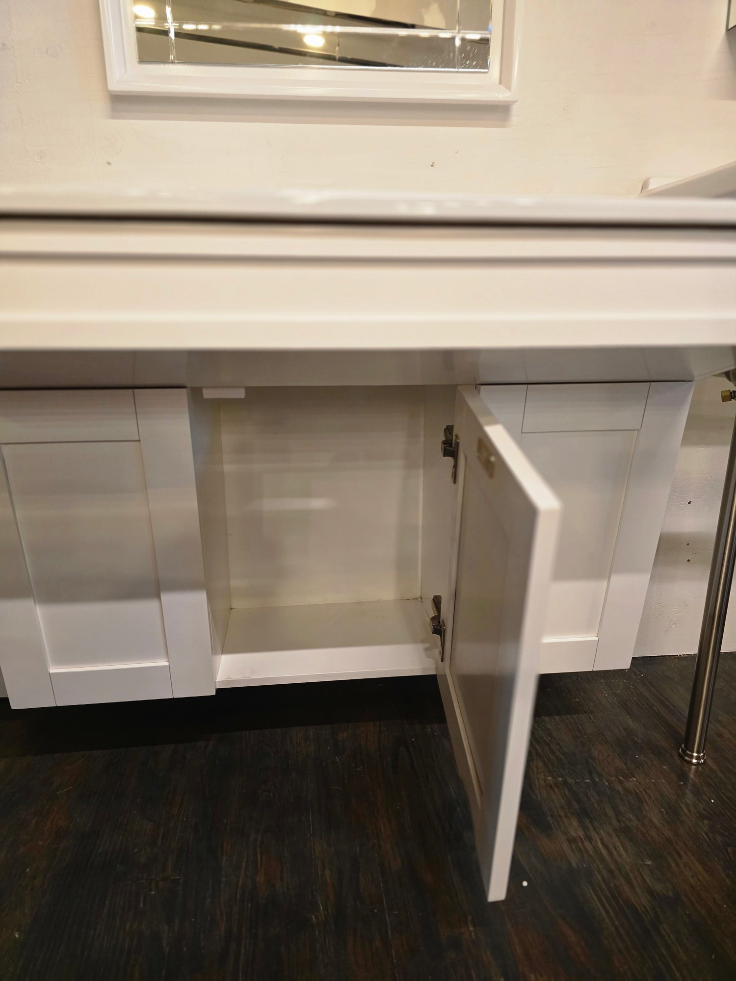 Fairmont Shaker Americana 36" Polar White Wall Mount Vanity /w 37" Swiss Madison top