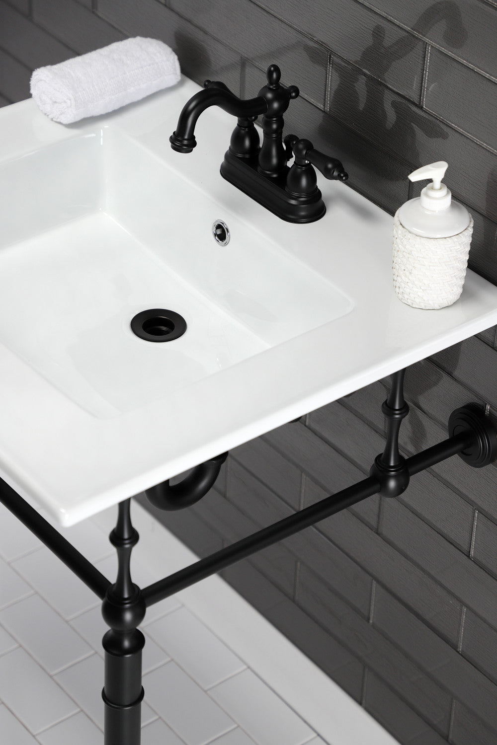 Kingston Brass KB1600AL Heritage 4 in. Centerset Bathroom Faucet, Matte Black