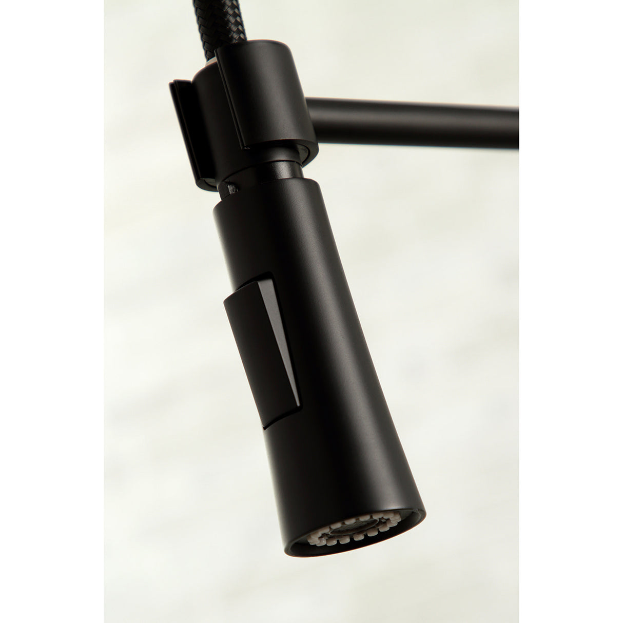 Gourmetier LS8670CTL Continental Single-Handle Pre-Rinse Kitchen Faucet, Matte Black