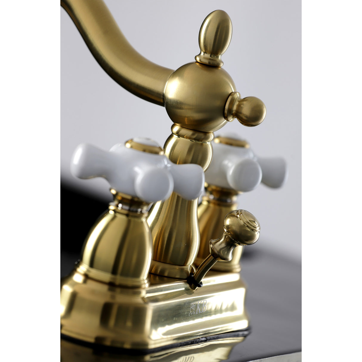 Kingston Brass KB1607PX Heritage 4 in. Centerset Bathroom Faucet, Brushed Brass