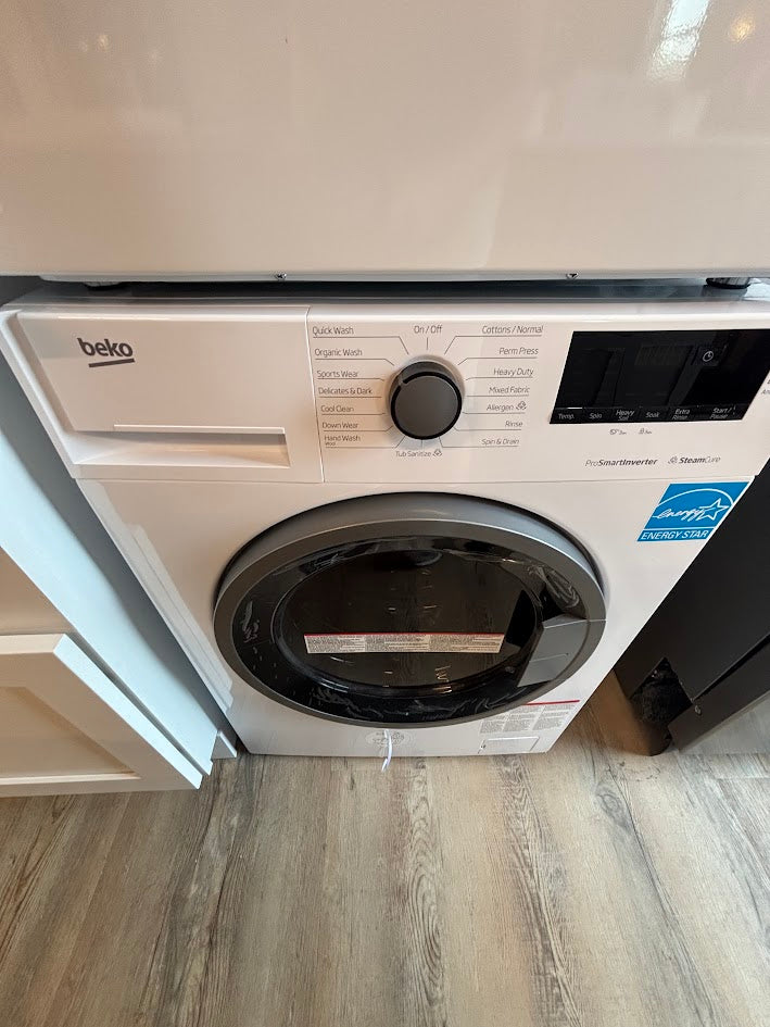 Beko 24" Front-Load washer and dryer set