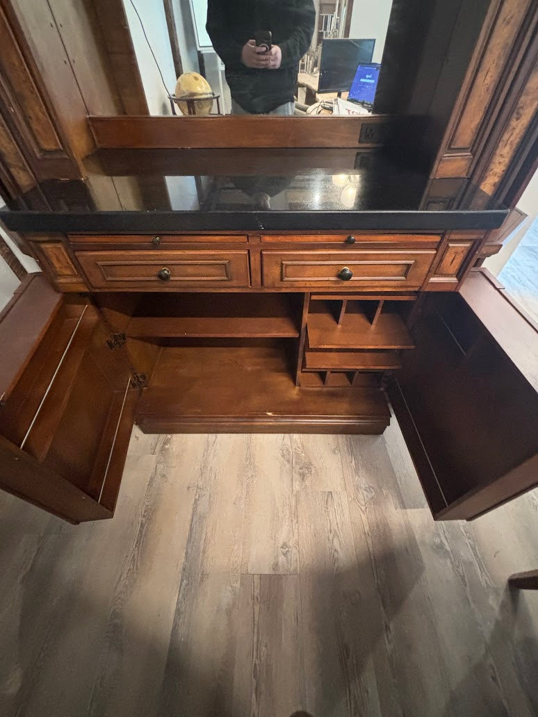 Parker House Leonardo 2 pc Bar Base & Hutch PH-LEO-465-2