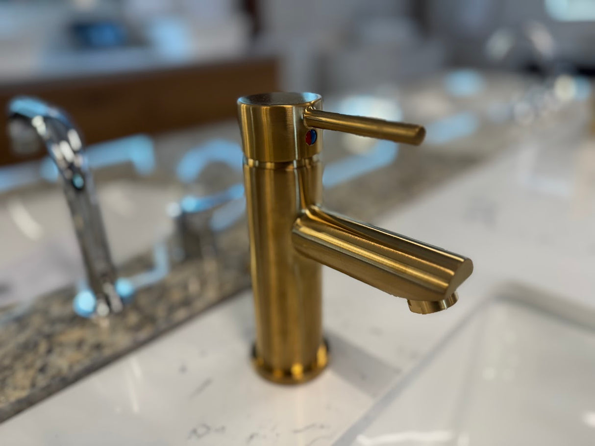 Beckett 84" Inch Double Bathroom Vanity Cultured Marble Countertop Undermount Square Sinks /w Symmons SLS-3512-BBZ-1.5 Dia Single Hole Single-Handle Bathroom Faucet with Drain Assembly in Brushed Bronz