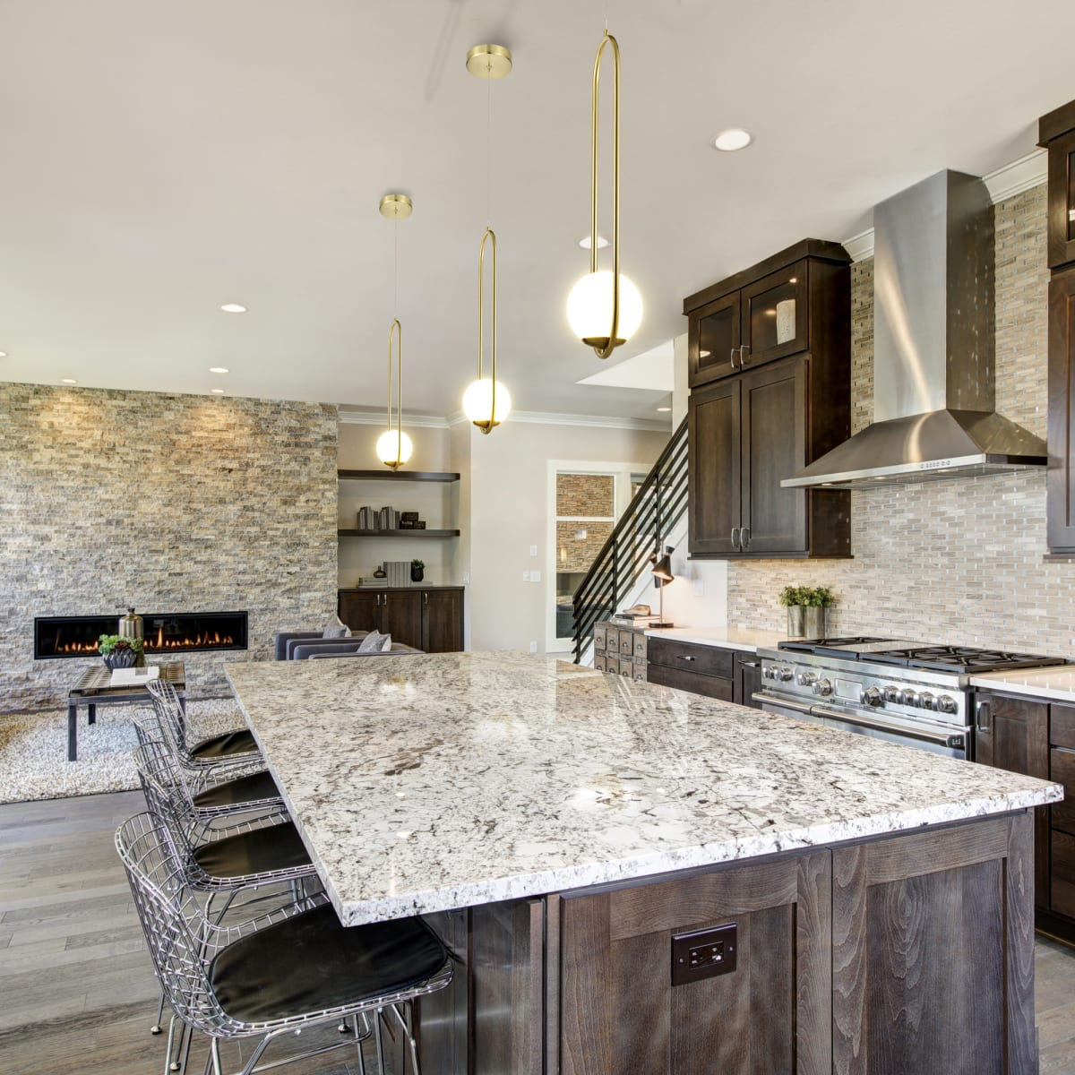 VONN Capri VCP2105AB 7" Integrated LED ETL Certified Height Adjustable Pendant Light with Glass Shade, Antique Brass