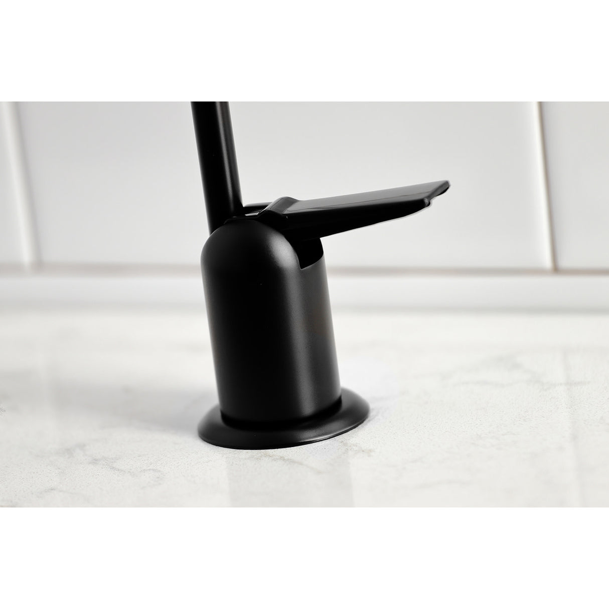 Kingston Brass K6190 Americana Single-Handle Water Filtration Faucet, Matte Black