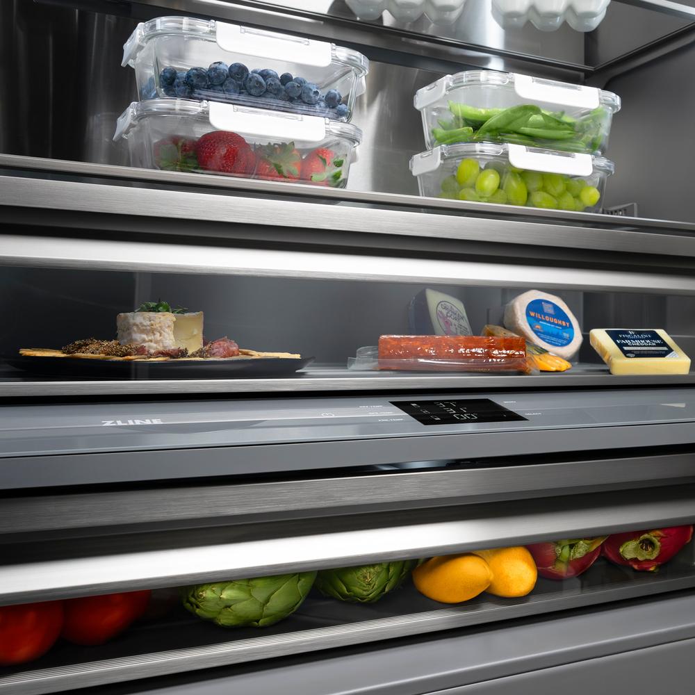 ZLINE Autograph Edition 60 in. 32.2 cu. ft. French Door Built-In Bottom Freezer Refrigerator with Water Dispenser and Ice Maker in Stainless Steel with Graphite Gray Interior and Polished Gold Accents (GRBIVZ-304-60G)