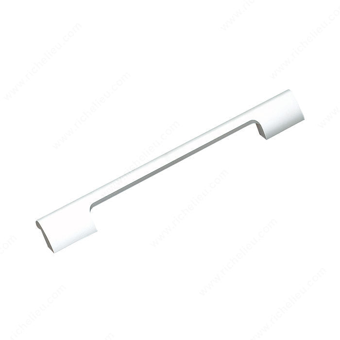 Richelieu BP1390132410 Modern Aluminum Pull - 1390, 12 5/8 in, 14 5/8 in