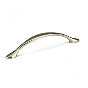 Richelieu BP7815195 Traditional Metal Pull - 7815, Brushed Nickel, 8/32 in (Included)