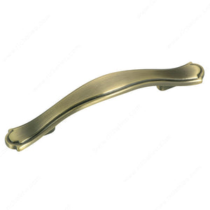 Richelieu BP36716BAE Traditional Metal Pull - 3671, Brushed Antique English