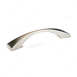 Richelieu BP391371195 Traditional Metal Pull - 3913, Brushed Nickel