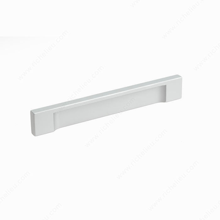 Richelieu BP1310112810 Modern Aluminum Pull - 1310, Aluminum, 5 1/32 in, 6 1/32 in, M4 (Included)