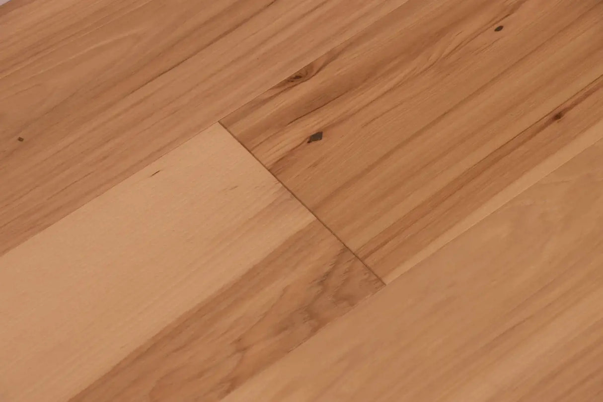 CALI Natural Hickory Varietals Wide+ T&G (Covers 23.31 SQFT) 7601100400