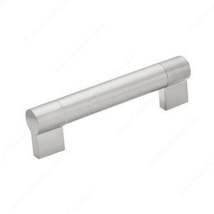 Richelieu BP500128195 Modern Stainless Steel Pull - 500, 5 1/32 in, 6 1/32 in