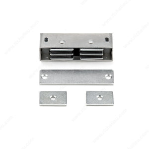 Richelieu 327A3 Triple Pole Magnetic Catch - Aluminum Case, Polished Brass