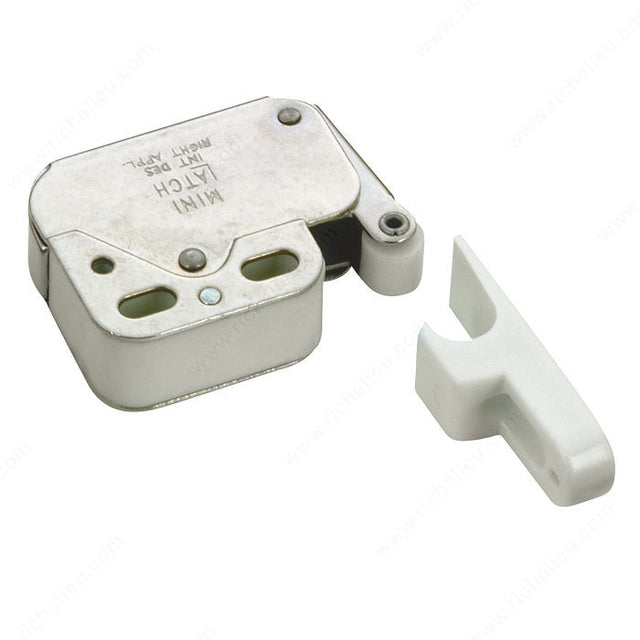 Richelieu BP64030 Touch Latch