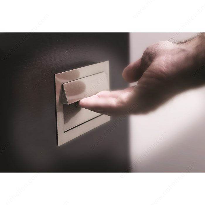Richelieu 101191195 Modern Recessed Metal Pull - 1011