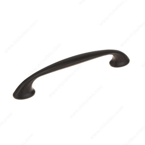 Richelieu BP7226128HBRZ Transitional Metal Pull - 7226, Honey Bronze, 5 1/32 in, 6 3/32 in