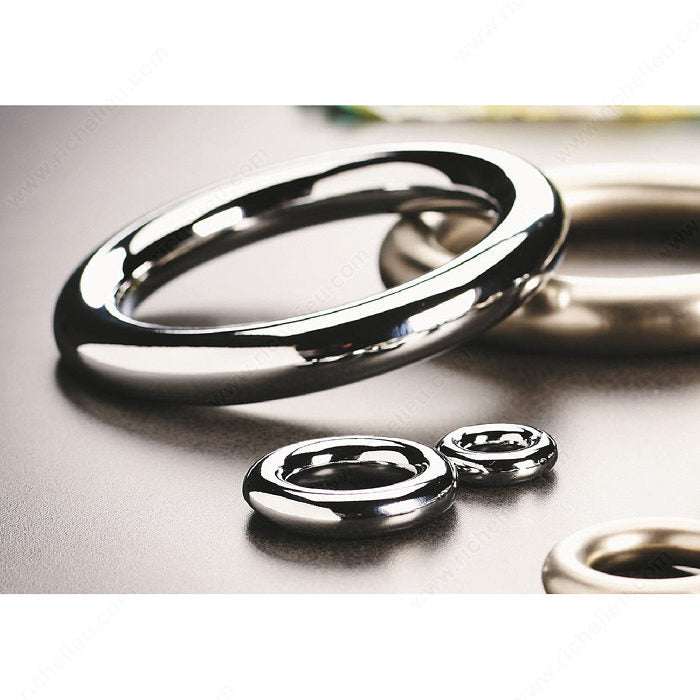 Richelieu 110930140 Modern Metal Pull - 1109, Chrome, 1 3/16 in