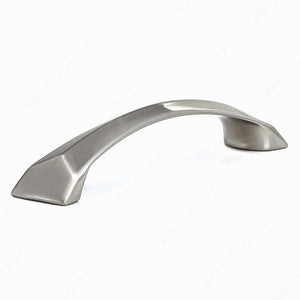 Richelieu BP10542128195 Modern Metal Pull - 1054