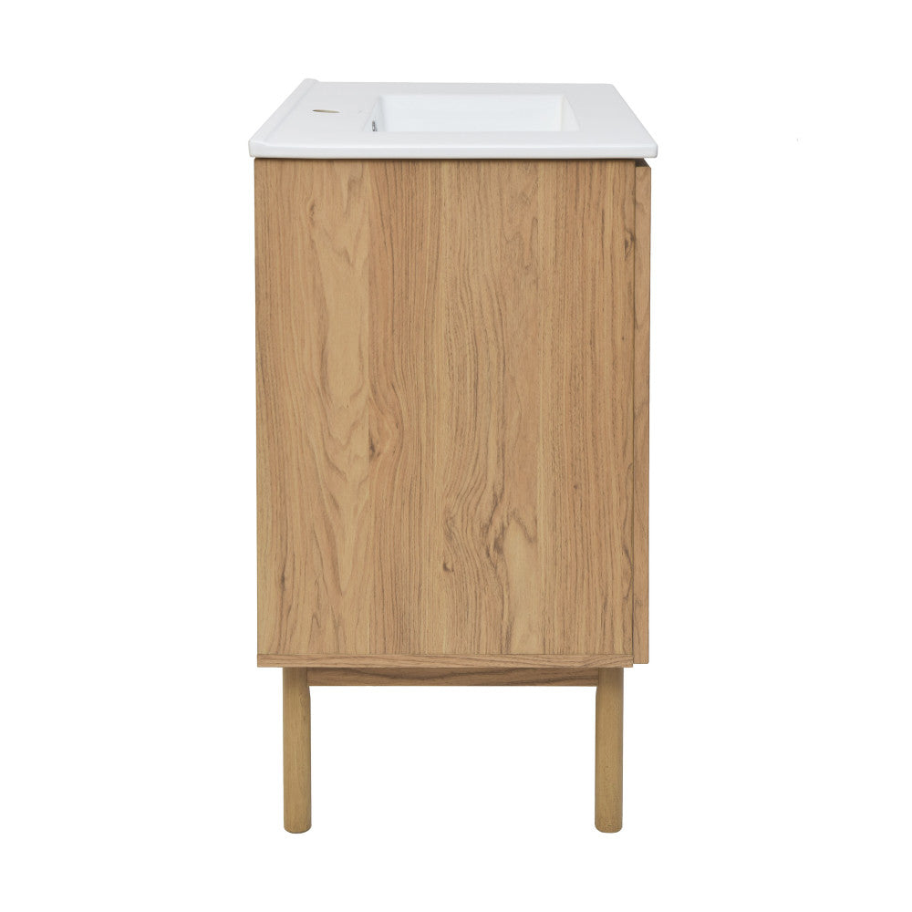 Classe 30" Bathroom Vanity in Oak