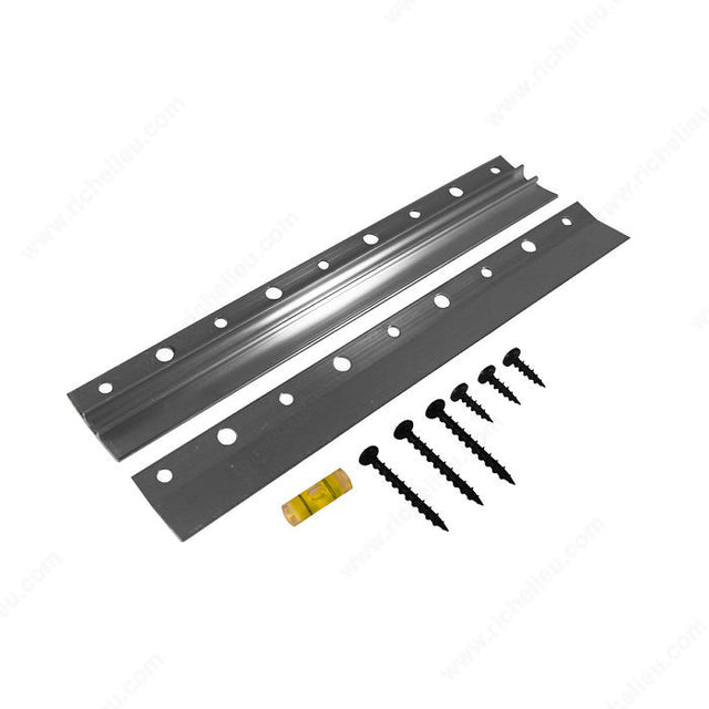 Hangman 4576R Professional French Cleat, 100 lb, 9 in
