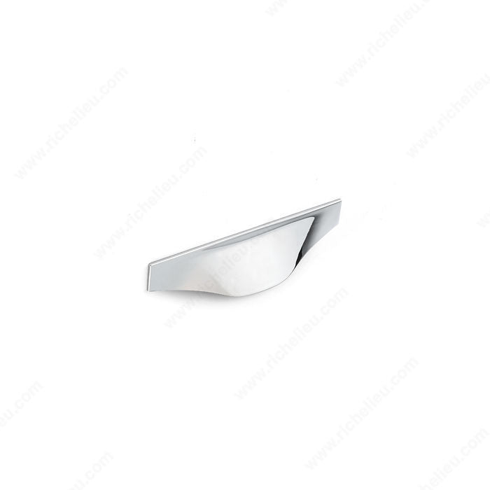 Richelieu MN2310Z120G104 Contemporary Metal Pull - MN2310Z, Chrome / Bright Chromium Plated, 2 17/32 in, 1 3/32 in, 4 23/32 in