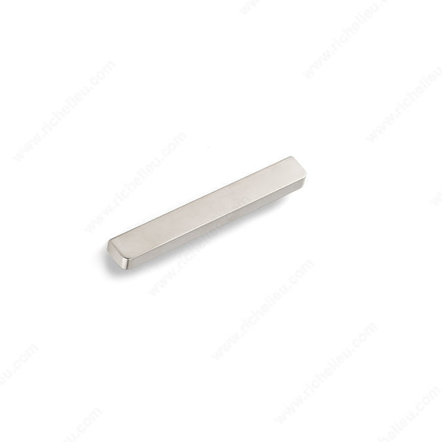 Richelieu MN846Z160G115 Contemporary Metal Pull - MN846Z, Brushed Nickel / Bright Satin Nickel, 6 5/16 in, 6 11/16 in