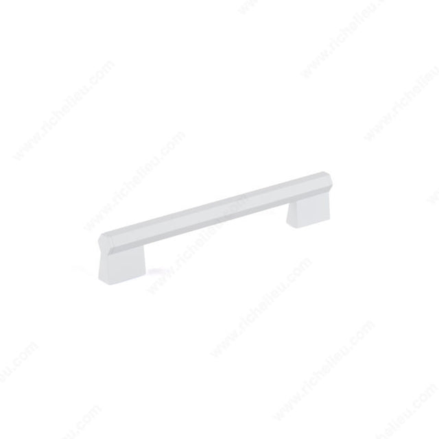 Richelieu MN2487Z96E229 Contemporary Metal Pull - MN2487Z, Matte White, 3 25/32 in, 4 31/32 in