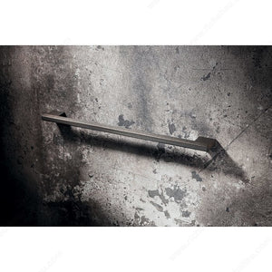 Richelieu MN2487Z96E228 Contemporary Metal Pull - MN2487Z, Matte Black, 3 25/32 in, 4 31/32 in